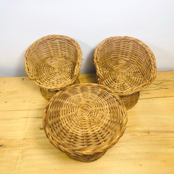 Vintage 70s Wicker Cane Barbie Doll Table Chairs Furniture Hong Kong Toys - Picture 5 of 13